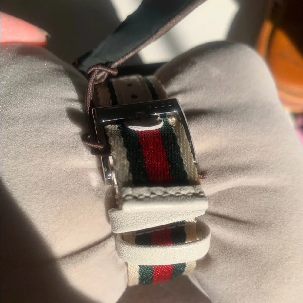 Gucci Silver and Multicolor Smartwatch
